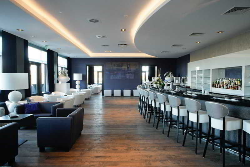 Van Der Valk Hotel 알메르 외부 사진