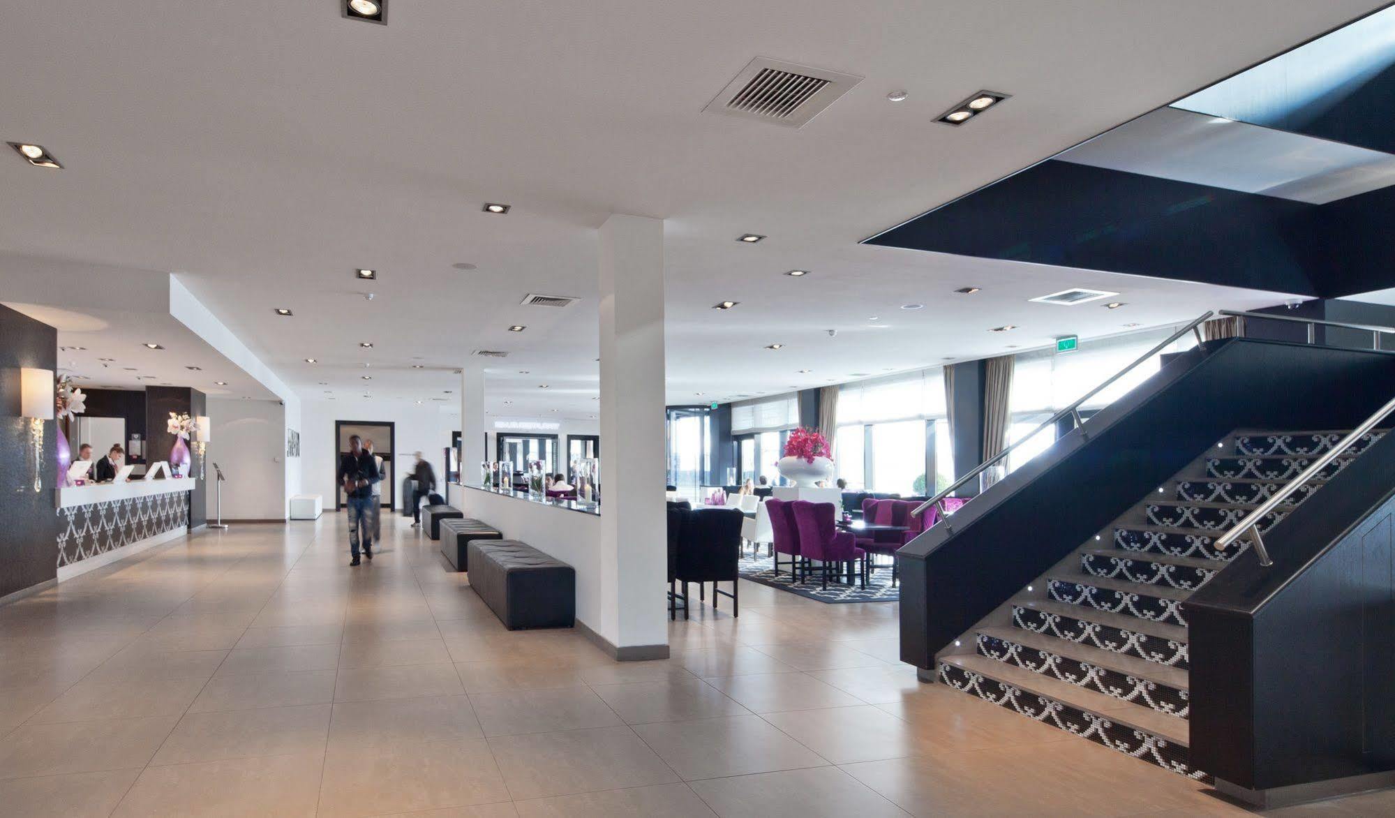 Van Der Valk Hotel 알메르 외부 사진