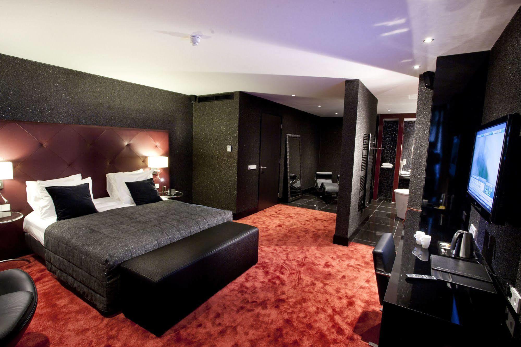 Van Der Valk Hotel 알메르 외부 사진